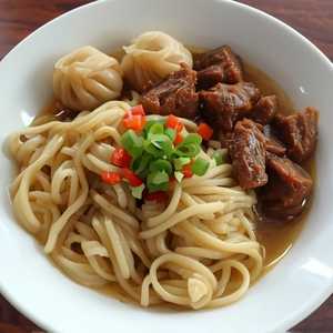 Wonton & Beef Brisket Lo Mein