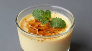 Vanilla Bean Crème Brûlée