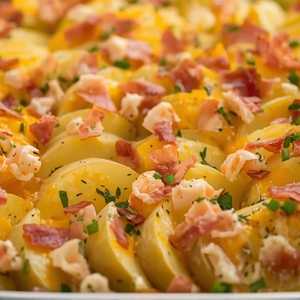 Lobster White Cheddar & Bacon Au Gratin Potatoes