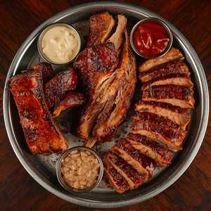 3 Meats & 2 Sides Combo