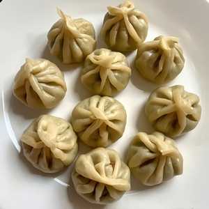 Chive & Pork Dumplings (10pcs)