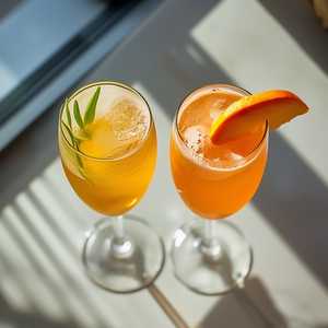Mimosas & Bellinis