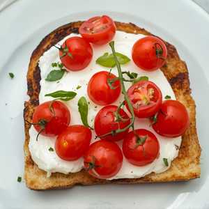Tartine – Burrata et Tomates