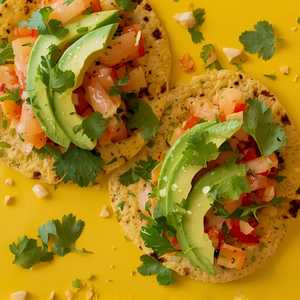 Toastada De Soya Estilo Ceviche