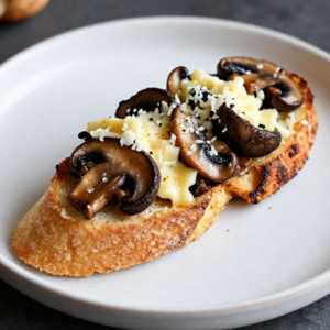 Bruschetta Ai Funghi E Montasio
