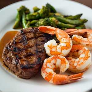 Surf & Turf Plate / Plato Mar y Tierra