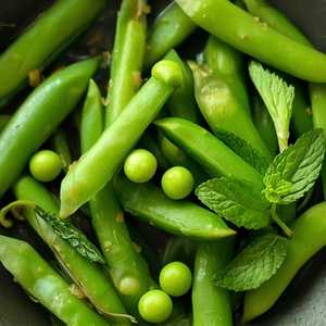 Snap Peas with Ginger & Mint