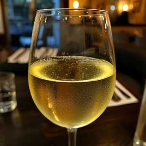 Clique Pinot Grigio