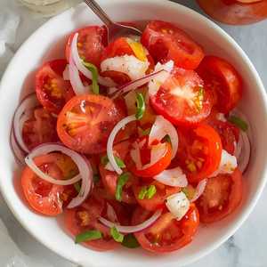 Vine Ripened Beefsteak Tomato & Onion