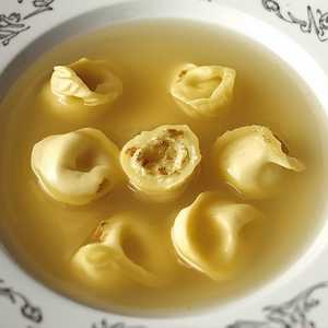 Tortellini in Brodo