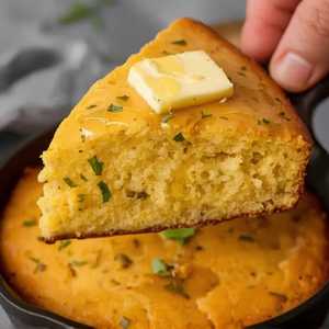 Cast Iron Cornbread