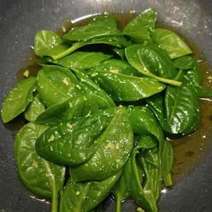 SAUTEED SPINACH