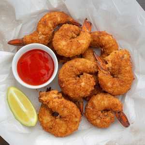 Fried Shrimp with cocktail sauce