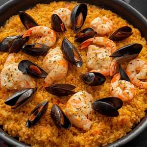 Valencian Paella (Paella Valenciana)
