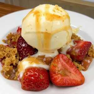 Strawberry & Rhubarb Streusel