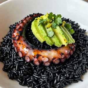Arroz Negro con Pulpo