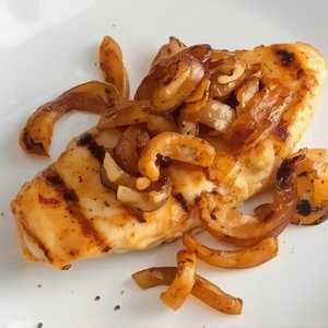 Bistec De Pollo A La Plancha