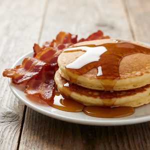 Pancakes & Bacon