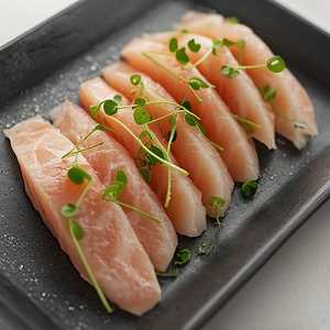HAMACHI SASHIMI