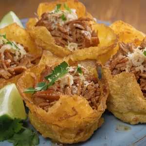 Carne Deshebrada (Tostones Rellenos option)