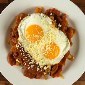 Chilaquiles Rojos