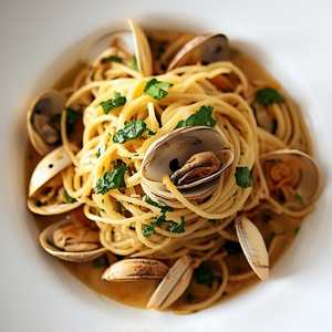 Spaghetti with Littleneck Clams