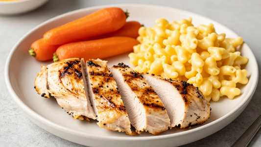 Kid's Grilled Chicken with Veggies & Mac-N-Cheese