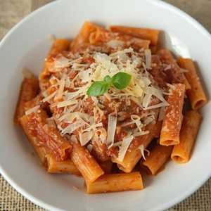 Short Rigatoni Bolognese