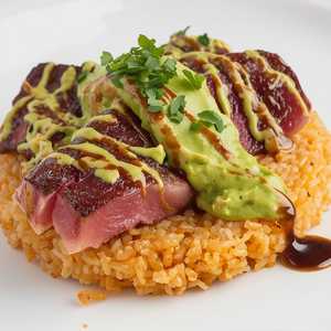 Tuna Tataki Crispy Rice