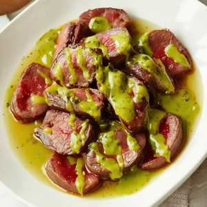 Fatty Beef In Wasabi Sauce 芥辣肥牛