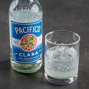 Pacifico Clara