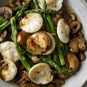 Sautéed Geoduck