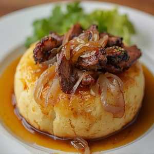 MOFONGO RELLENO DE FILETILLO DE RES