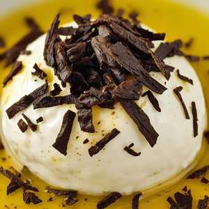 Burrata á la Truffe Noire*