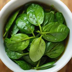 Sauteed spinach with garlic