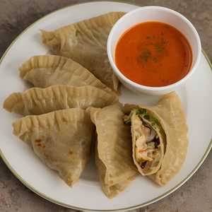Steamed Vegetable MoMo