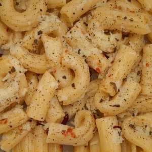 BUCATINI CACIO E PEPE