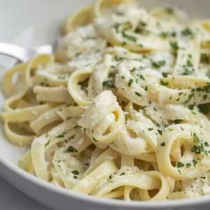 Fettuccine Alfredo