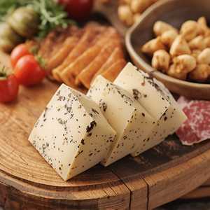 Pecorino Tartufo