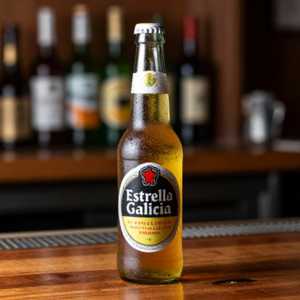 PALE LAGER: ESTRELLA GALICIA