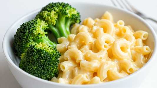 Kid's Mac-N-Cheese with Veggies