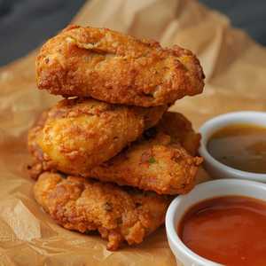 HAND-BATTERED CHICKEN TENDERS