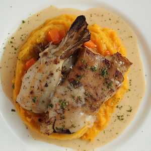 Braised rabbit leg