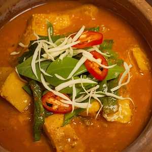 Panang Curry With Vegetable & Tofu