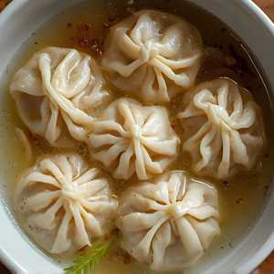 Himalayan Momo Ras
