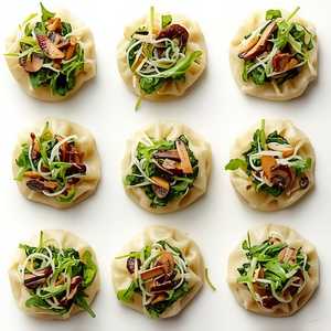 Vegetable Dumplings (10pcs)
