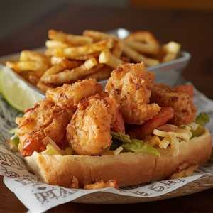 Gotti's Shrimp Po'Boy
