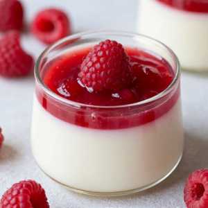 RASPBERRY PANNA COTTA