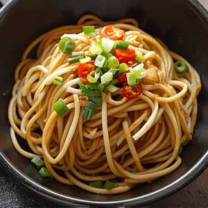 Bean Sprout, Ginger & Onion Low Mein