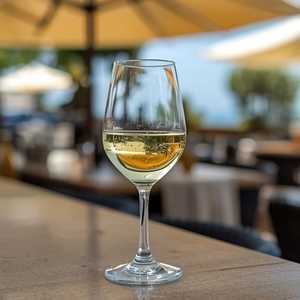 Chardonnay, Tormaresca (Puglia, Italy)